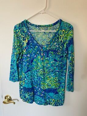 Lilly Pulitzer Blue & Green Printed V-Neck Henley